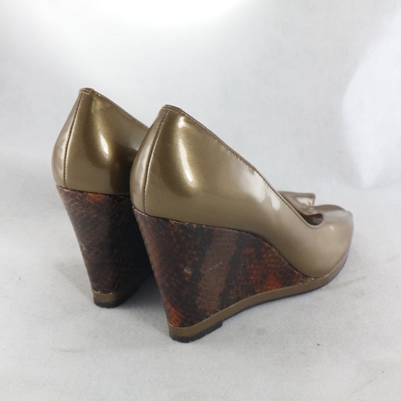 Donald J Pliner 'Habiki' Wedge Pump Shoes Sz 7 US Wmn - Picture 4 of 8